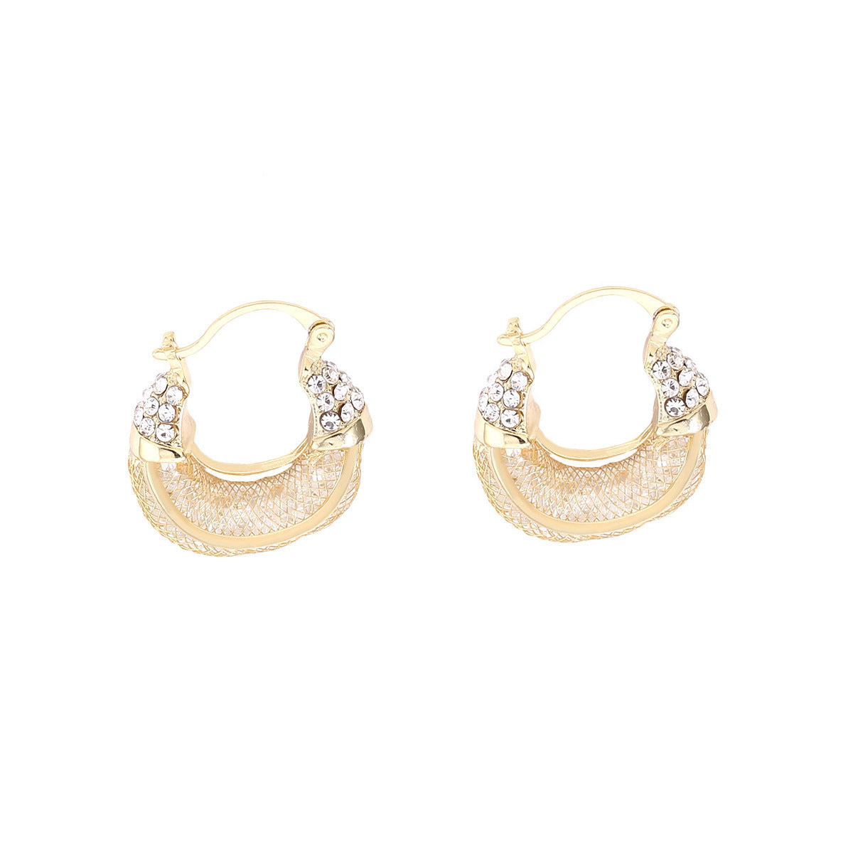 Charming Gold Earring for Any Occasion