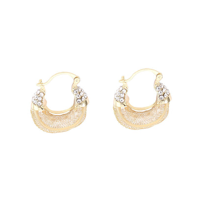 Charming Gold Earring for Any Occasion