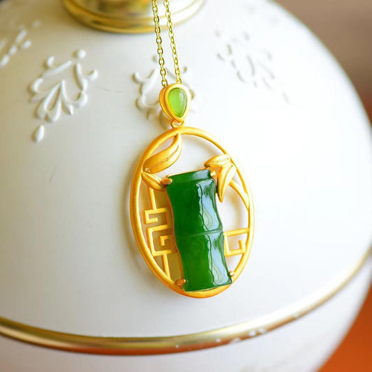 Romantic Gold Pendant for Special Moments