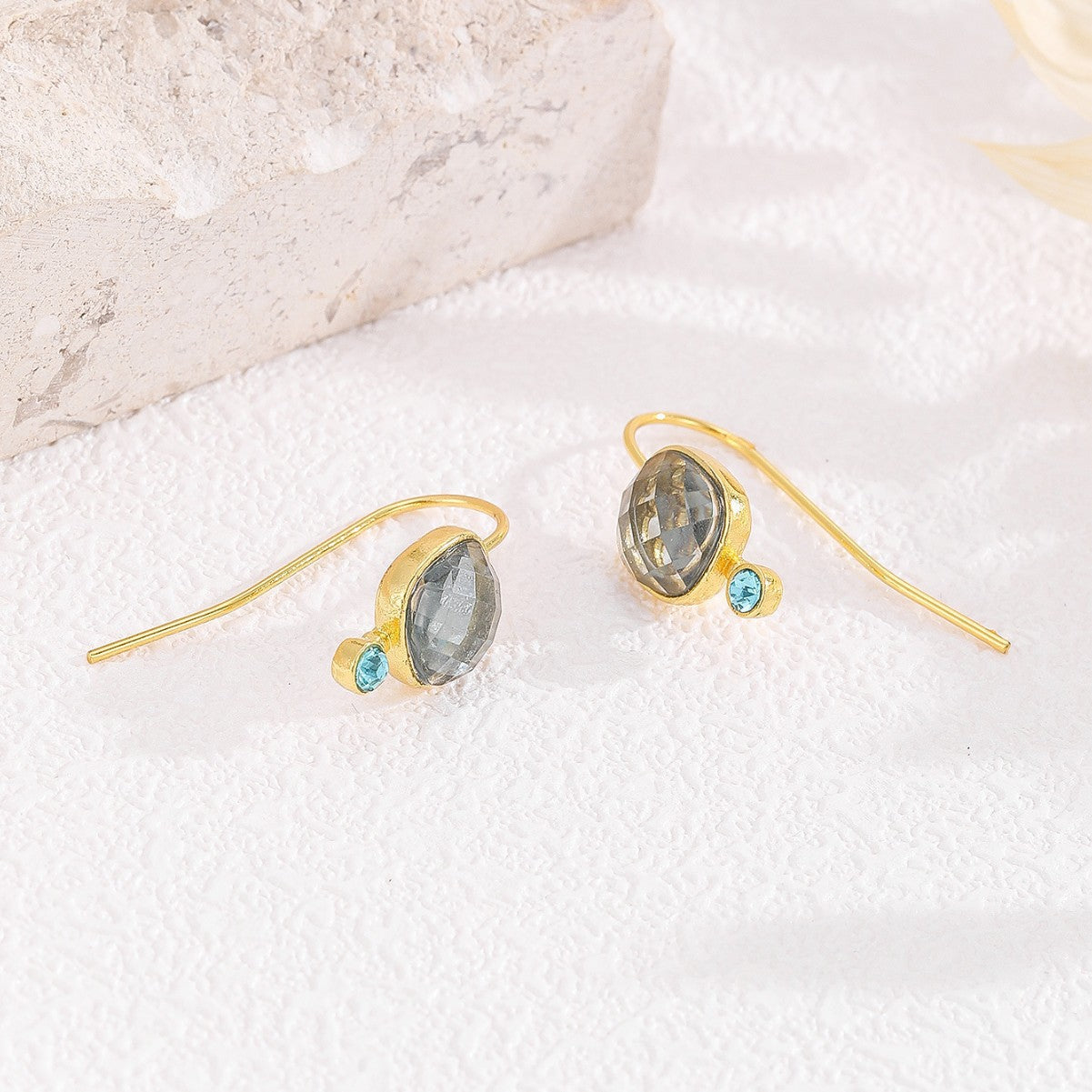 Stunning Earring for Daily Wear
