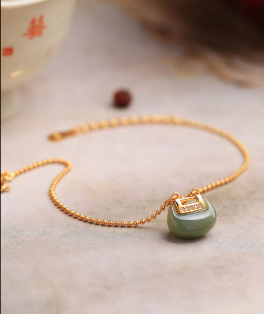 Charming Silver Set for Any Occasion