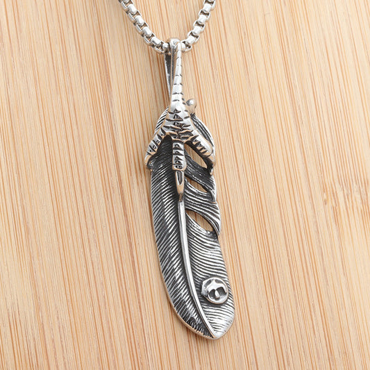 Elegant Pendant for Every Occasion