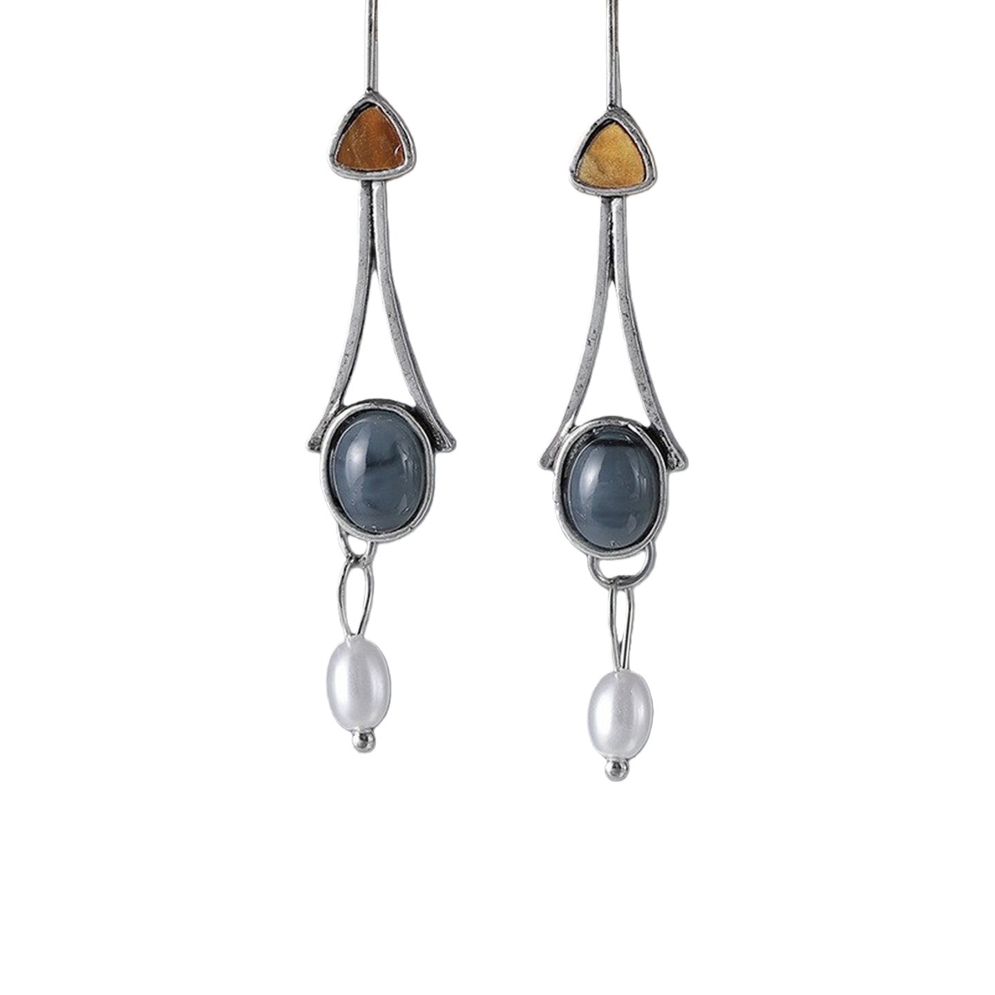 Romantic Pearl Earring for Special Moments