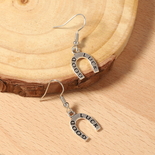 Charming Earring for Any Occasion