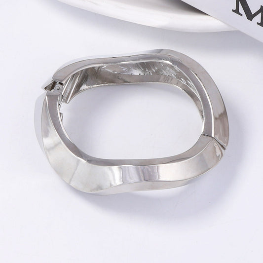 Classic Bracelet with Timeless Appeal