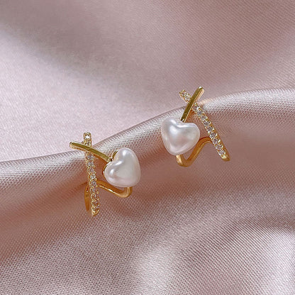 Romantic Pearl Earring for Special Moments