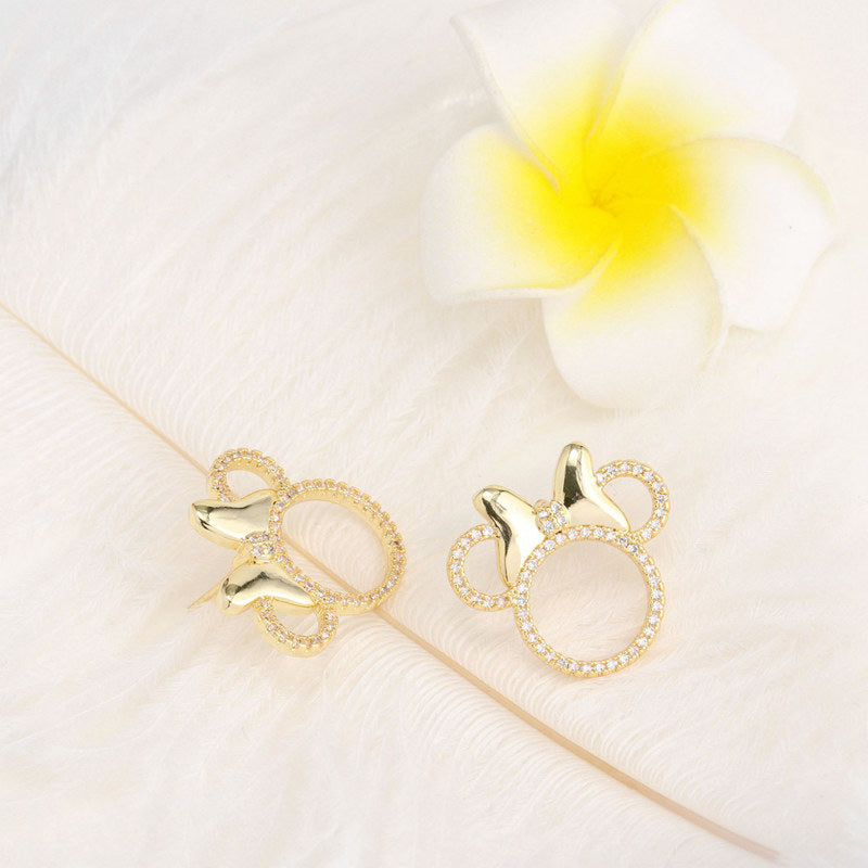 Classic Earring with Timeless Appeal