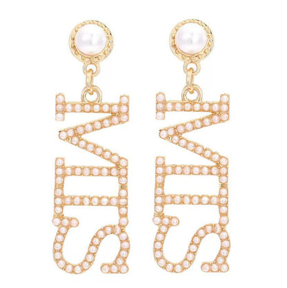 Beautiful Pearl Earring with Unique Style