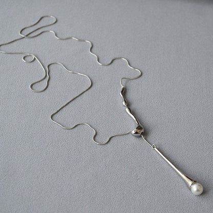 Classic Pearl Necklace with Timeless Appeal