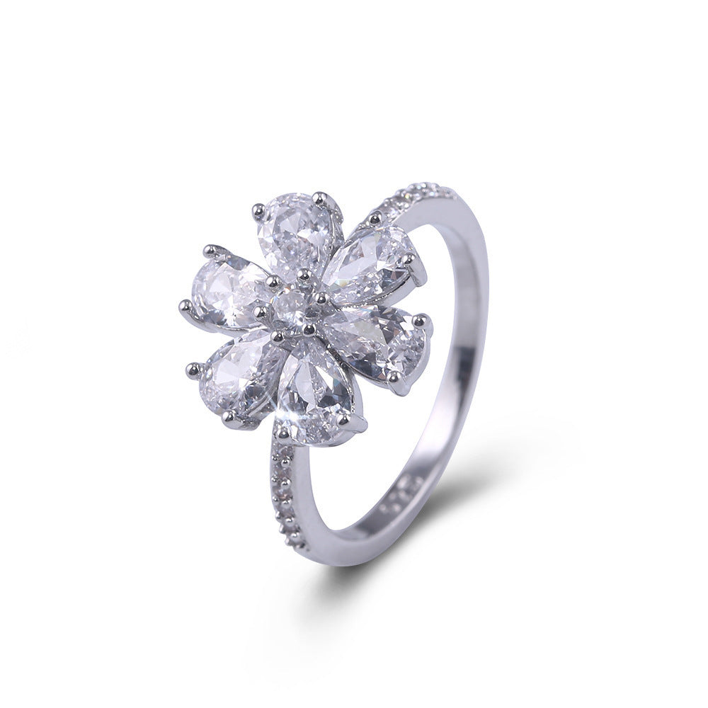 Classic Silver Ring with Timeless Appeal