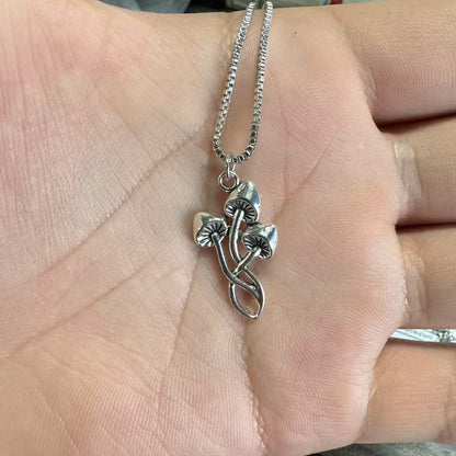 Classic Necklace with Timeless Appeal