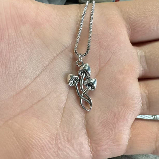 Classic Necklace with Timeless Appeal
