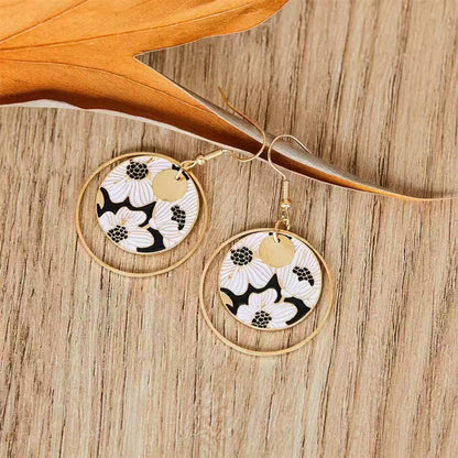 Classic Earring with Timeless Appeal