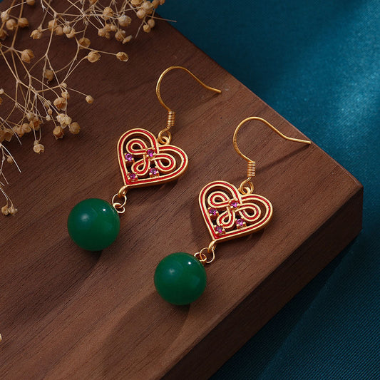 Charming Gold Earring for Any Occasion
