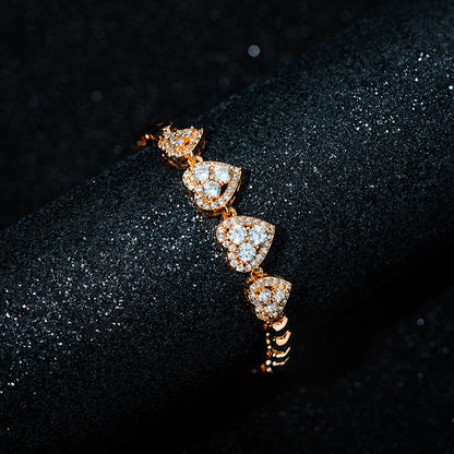 Beautiful Gold Bracelet with Unique Style