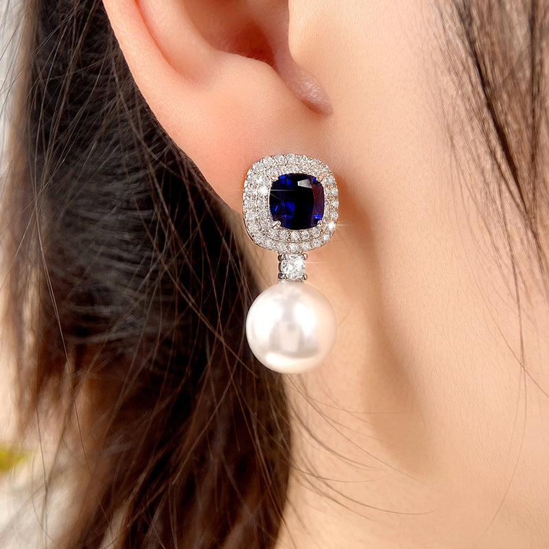 Romantic Pearl Earring for Special Moments