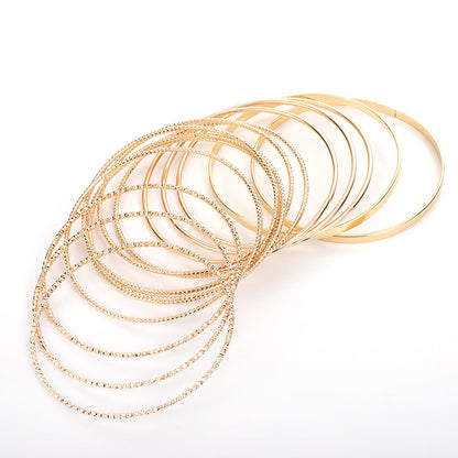Classic Gold Bracelet with Timeless Appeal