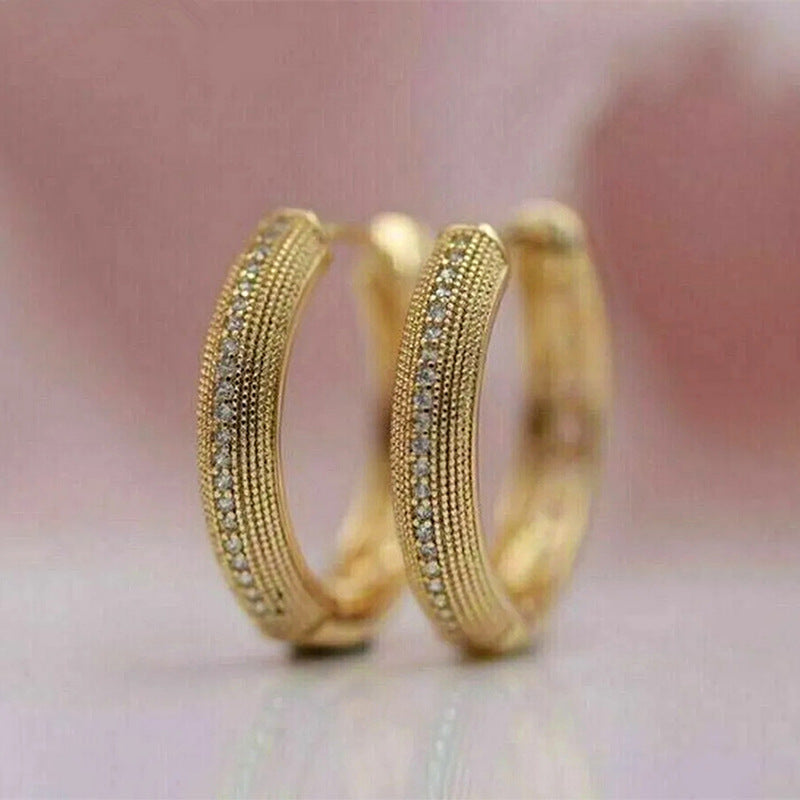 Classic Earring with Timeless Appeal