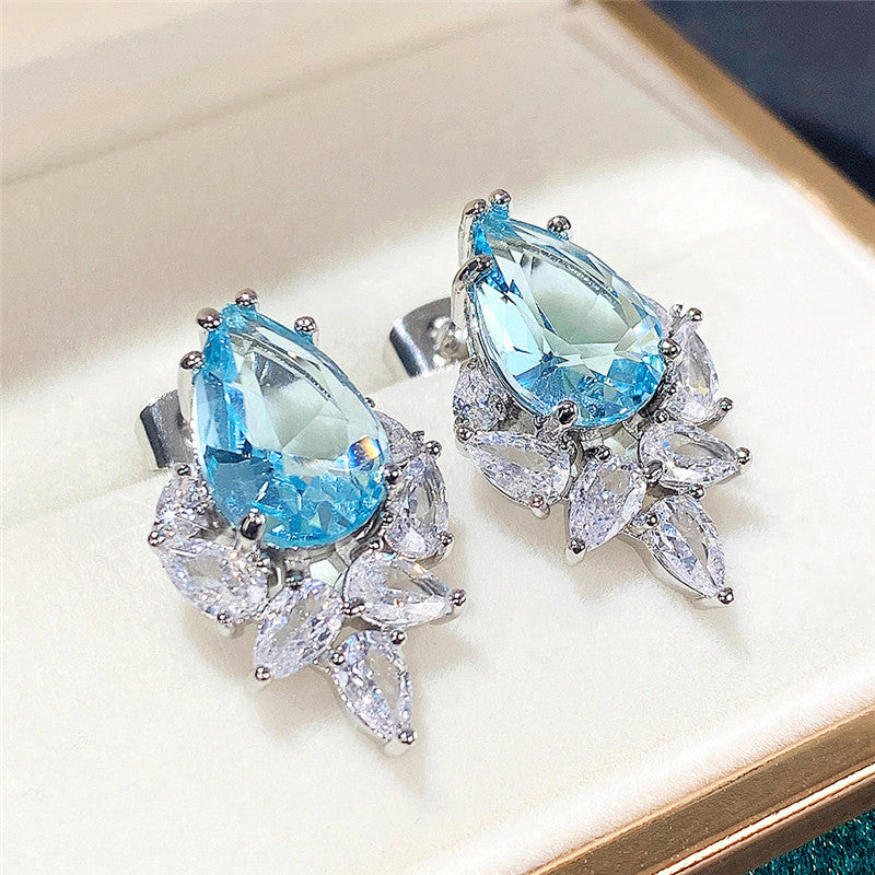 Elegant Earring for Every Occasion