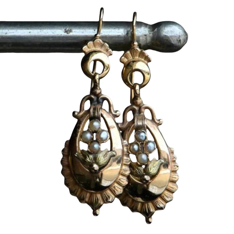 Delicate Artisan Pearl Earring