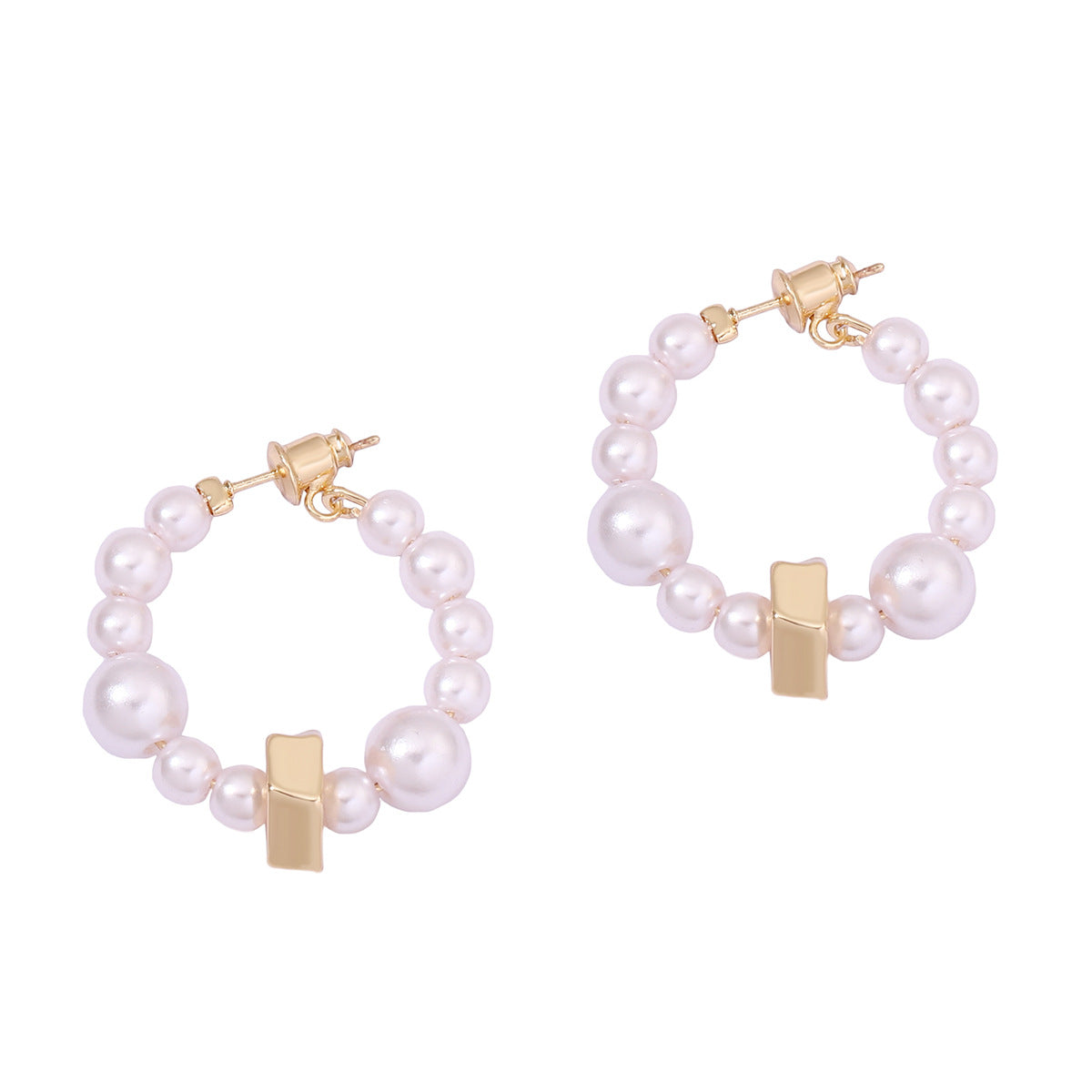Romantic Pearl Earring for Special Moments