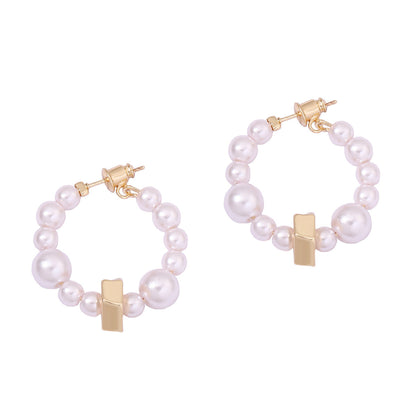 Romantic Pearl Earring for Special Moments