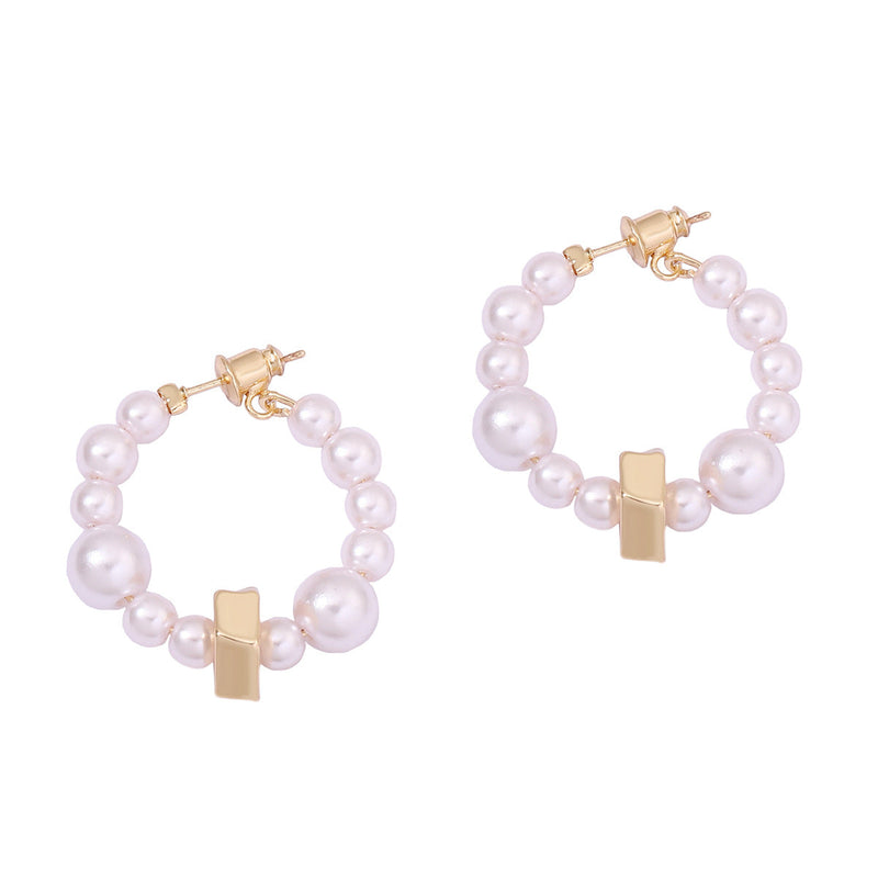 Romantic Pearl Earring for Special Moments