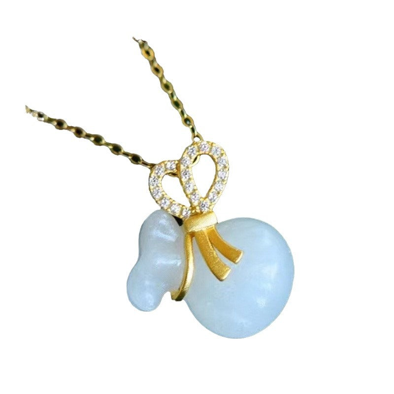 Romantic Silver Necklace for Special Moments