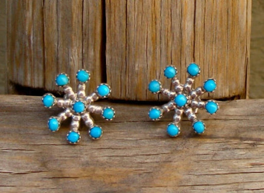 Elegant Gold Earring for Every Occasion