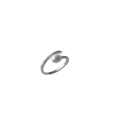 Charming Pearl Ring for Any Occasion