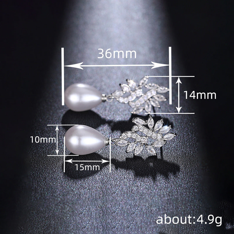 Beautiful Pearl Earring with Unique Style