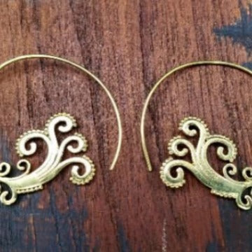 Charming Earring for Any Occasion
