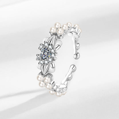 Beautiful Pearl Ring with Unique Style
