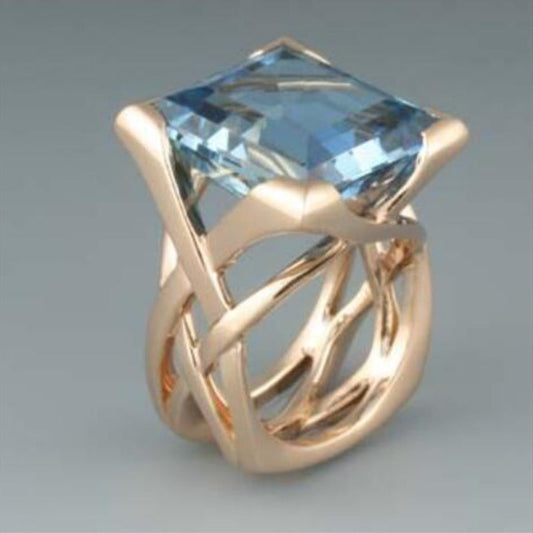 Romantic Gold Ring for Special Moments