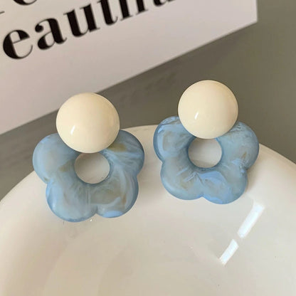 Stunning Earring for Daily Wear