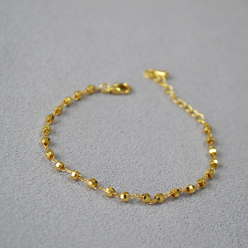 Classic Gold Bracelet with Timeless Appeal