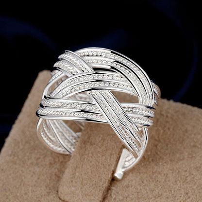 Charming Silver Ring for Any Occasion