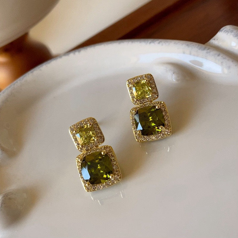 Classic Earring with Timeless Appeal