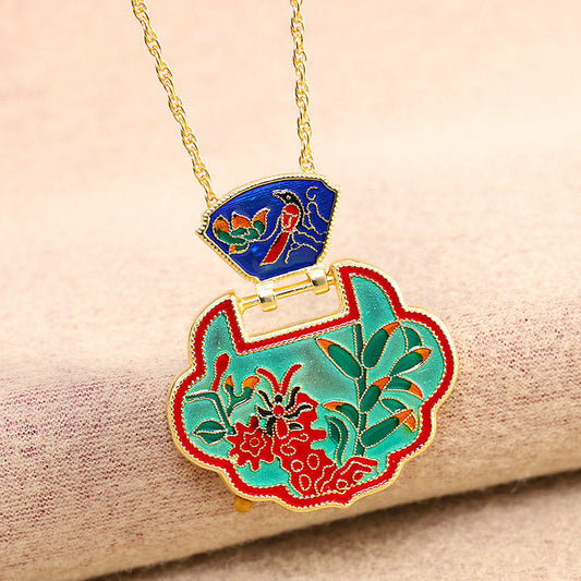 Elegant Gold Necklace for Every Occasion
