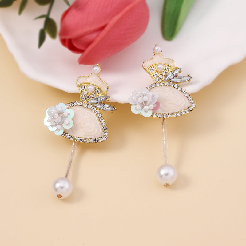 Classic Pearl Earring with Timeless Appeal