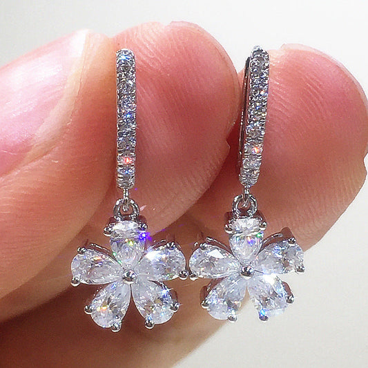 Romantic Earring for Special Moments