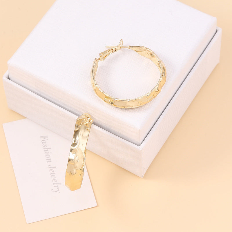 Charming Piece for Any Occasion