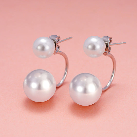 Beautiful Pearl Earring with Unique Style