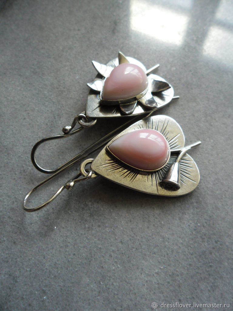 Beautiful Earring with Unique Style