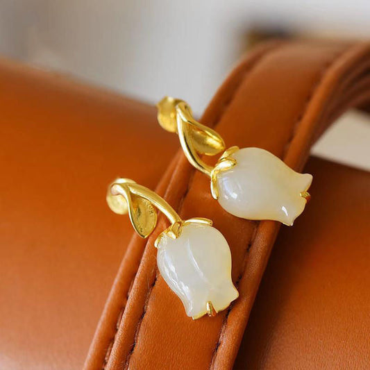 Beautiful Silver Earring with Unique Style