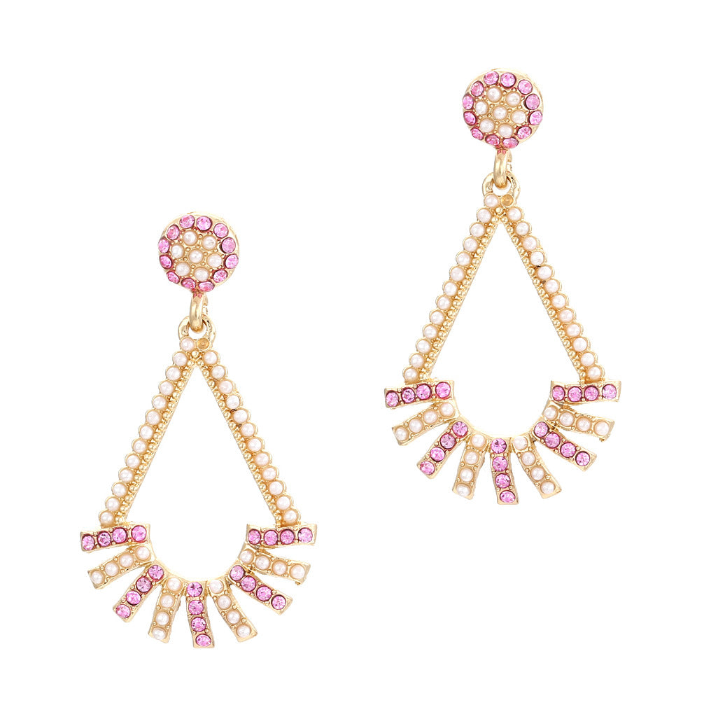 Classic Pearl Earring with Timeless Appeal