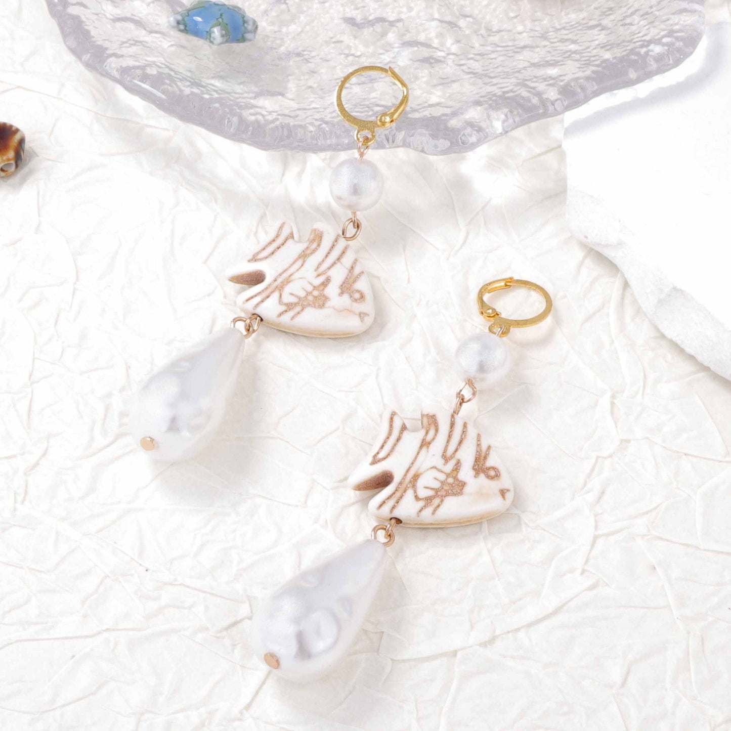 Beautiful Pearl Earring with Unique Style