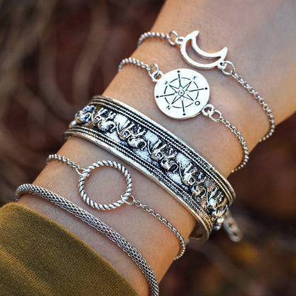 Beautiful Bracelet with Unique Style