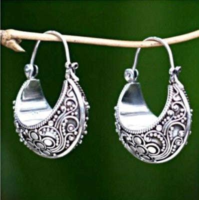 Elegant Silver Earring for Every Occasion