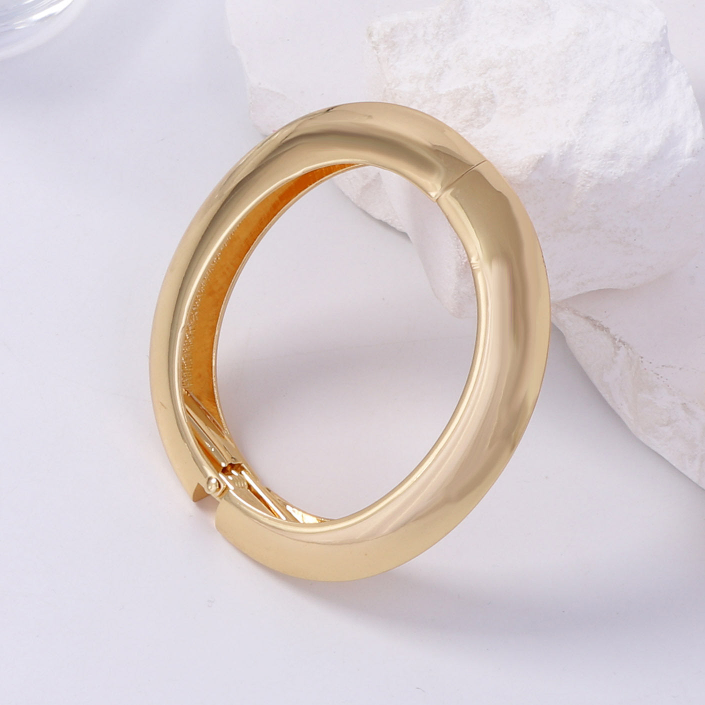 Romantic Bracelet for Special Moments